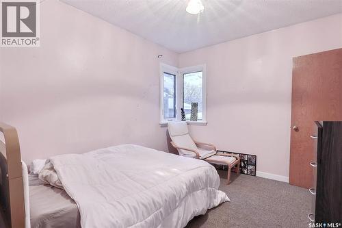 513 10Th Street E, Prince Albert, SK - Indoor Photo Showing Bedroom