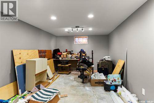 433 9Th Avenue W, Melville, SK - Indoor