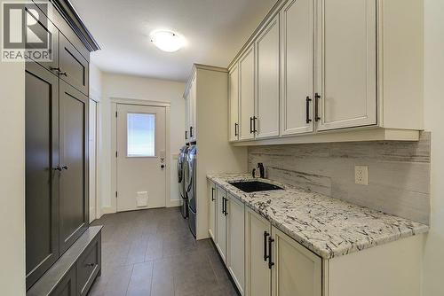 Laundry / Mud Room - 425 Audubon Court, Kelowna, BC - Indoor Photo Showing Kitchen