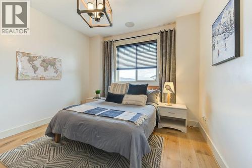 Upper level bedroom 2 - 425 Audubon Court, Kelowna, BC - Indoor Photo Showing Bedroom