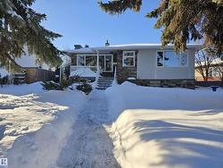 11303 113A AV NW NW  Edmonton, AB T5G 0K1