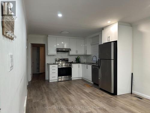 23 Frey Crescent, Toronto, ON - Indoor Photo Showing Kitchen