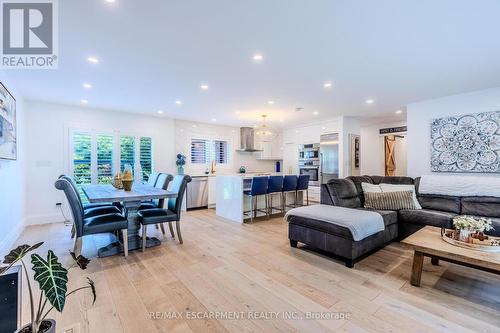 23 West Hampton Road, St. Catharines, ON - Indoor