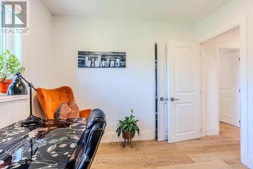 23 West Hampton Road, St. Catharines, ON - Indoor Photo Showing Other Room