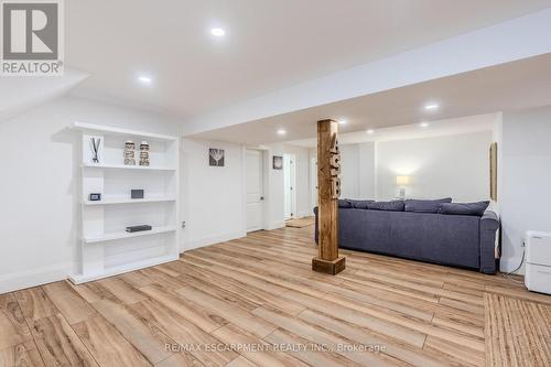 23 West Hampton Road, St. Catharines, ON - Indoor