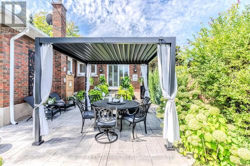 23 West Hampton Road, St. Catharines, ON - Outdoor With Deck Patio Veranda