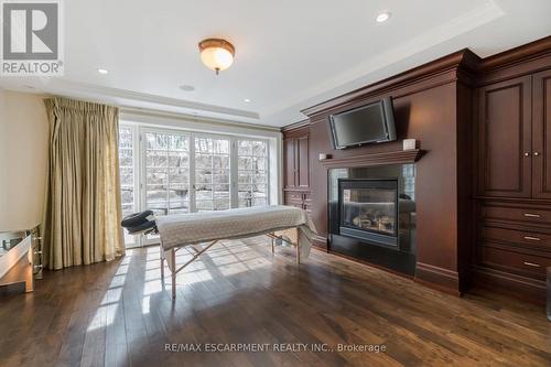 1476 Carmen Drive, Mississauga, ON - Indoor With Fireplace