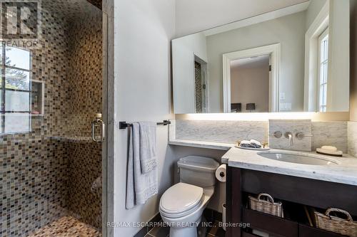 1476 Carmen Drive, Mississauga, ON - Indoor Photo Showing Bathroom