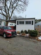 13 - 1940 LONDON LINE  Sarnia, ON N7V 1B5