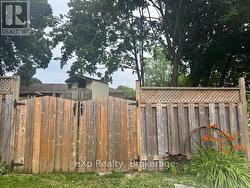 fence on driveway side - 
