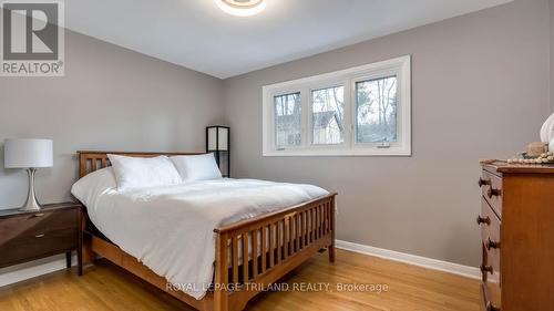 7 Briarhill Place, London East (East A), ON - Indoor Photo Showing Bedroom