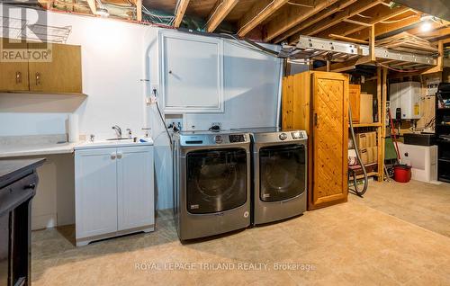 7 Briarhill Place, London East (East A), ON - Indoor Photo Showing Laundry Room