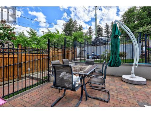 141 Connaught Road, Kamloops, BC - Outdoor With Exterior