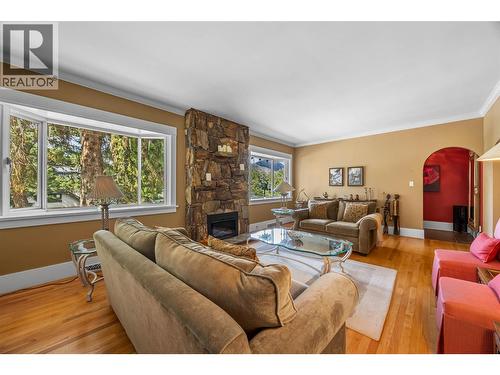 141 Connaught Road, Kamloops, BC - Indoor Photo Showing Living Room With Fireplace