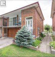 8 MAPLEHURST SQUARE  Brampton, ON L6Z 1J6