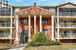 2O9 525 5th AVENUE N  Saskatoon, SK S7K 2R1