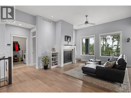 2573 Crown Crest Drive, West Kelowna, BC - Indoor Photo Showing Living Room With Fireplace