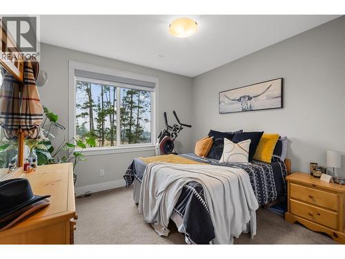 2573 Crown Crest Drive, West Kelowna, BC - Indoor Photo Showing Bedroom