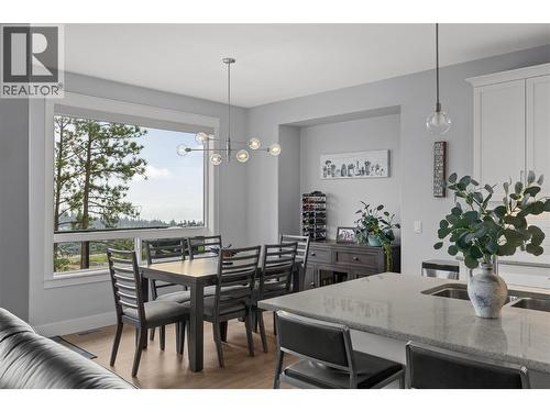 2573 Crown Crest Drive, West Kelowna, BC - Indoor