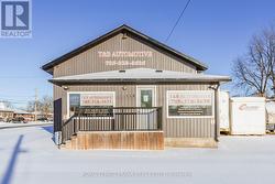 118 QUEEN STREET  Kawartha Lakes (Lindsay), ON K9V 4R3