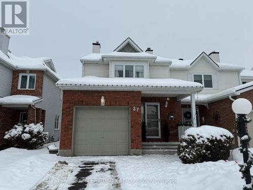 37 ROBLYN WAY  Ottawa, ON K2G 5Z5