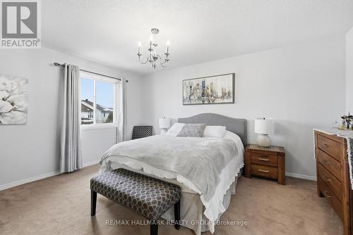 142 Inverkip Avenue, Ottawa, ON - Indoor Photo Showing Bedroom