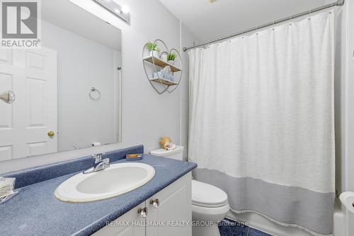 142 Inverkip Avenue, Ottawa, ON - Indoor Photo Showing Bathroom