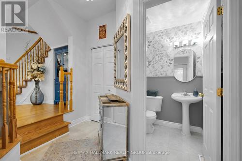 142 Inverkip Avenue, Ottawa, ON - Indoor