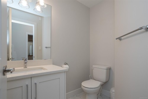 5607 Capstone Pl, Duncan, BC - Indoor Photo Showing Bathroom