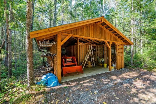 1100 Keith Rd, Qualicum Beach, BC 