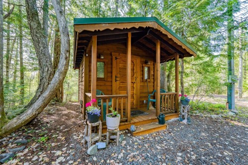 1100 Keith Rd, Qualicum Beach, BC 