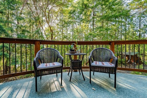 1100 Keith Rd, Qualicum Beach, BC 