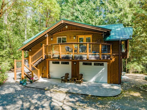 1100 Keith Rd, Qualicum Beach, BC 