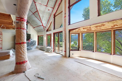 1100 Keith Rd, Qualicum Beach, BC 