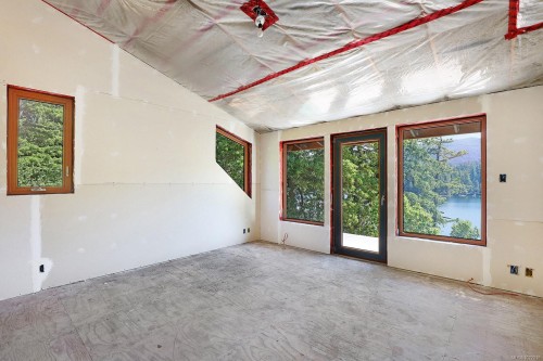 1100 Keith Rd, Qualicum Beach, BC 