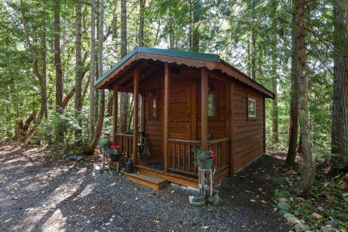 1100 Keith Rd, Qualicum Beach, BC 