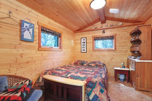 1100 Keith Rd, Qualicum Beach, BC 