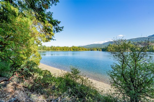 1100 Keith Rd, Qualicum Beach, BC 