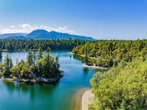 1100 Keith Rd, Qualicum Beach, BC 