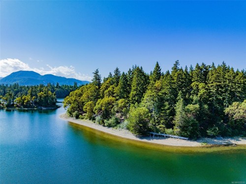 1100 Keith Rd, Qualicum Beach, BC 