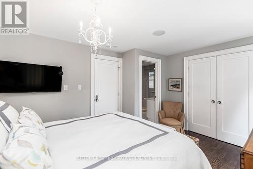 170 Haddon Avenue N, Hamilton, ON - Indoor Photo Showing Bedroom