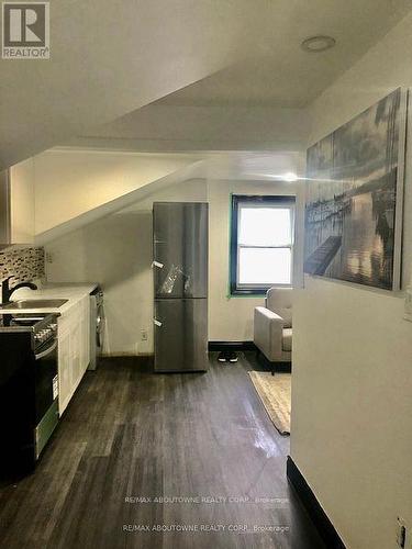 85 Wilson Street, Hamilton, ON - Indoor Photo Showing Kitchen