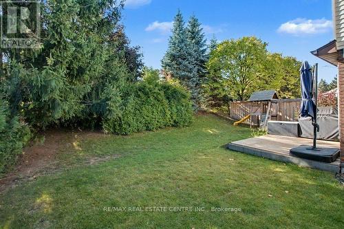 166 Westvale Drive, Waterloo, ON - Outdoor