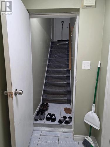 35 Claudette Gate, Hamilton, ON - Indoor Photo Showing Other Room