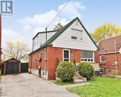 15 DALECREST DRIVE  Toronto, ON M4B 1V2