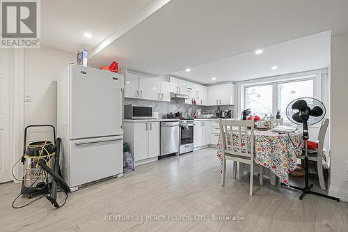 168 Ruggles Avenue, Richmond Hill, ON - Indoor Photo Showing Other Room