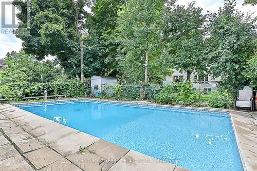 168 Ruggles Avenue, Richmond Hill, ON - Outdoor With In Ground Pool