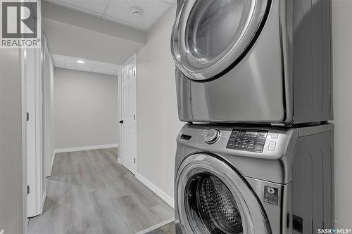 2070 Princess Street, Regina, SK - Indoor Photo Showing Laundry Room