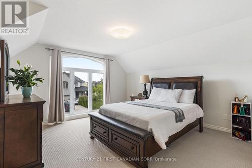 6621 Navin Crescent, London South (South V), ON - Indoor Photo Showing Bedroom