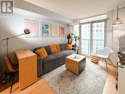 908 - 20 BLUE JAYS WAY  Toronto, ON M5V 3W6